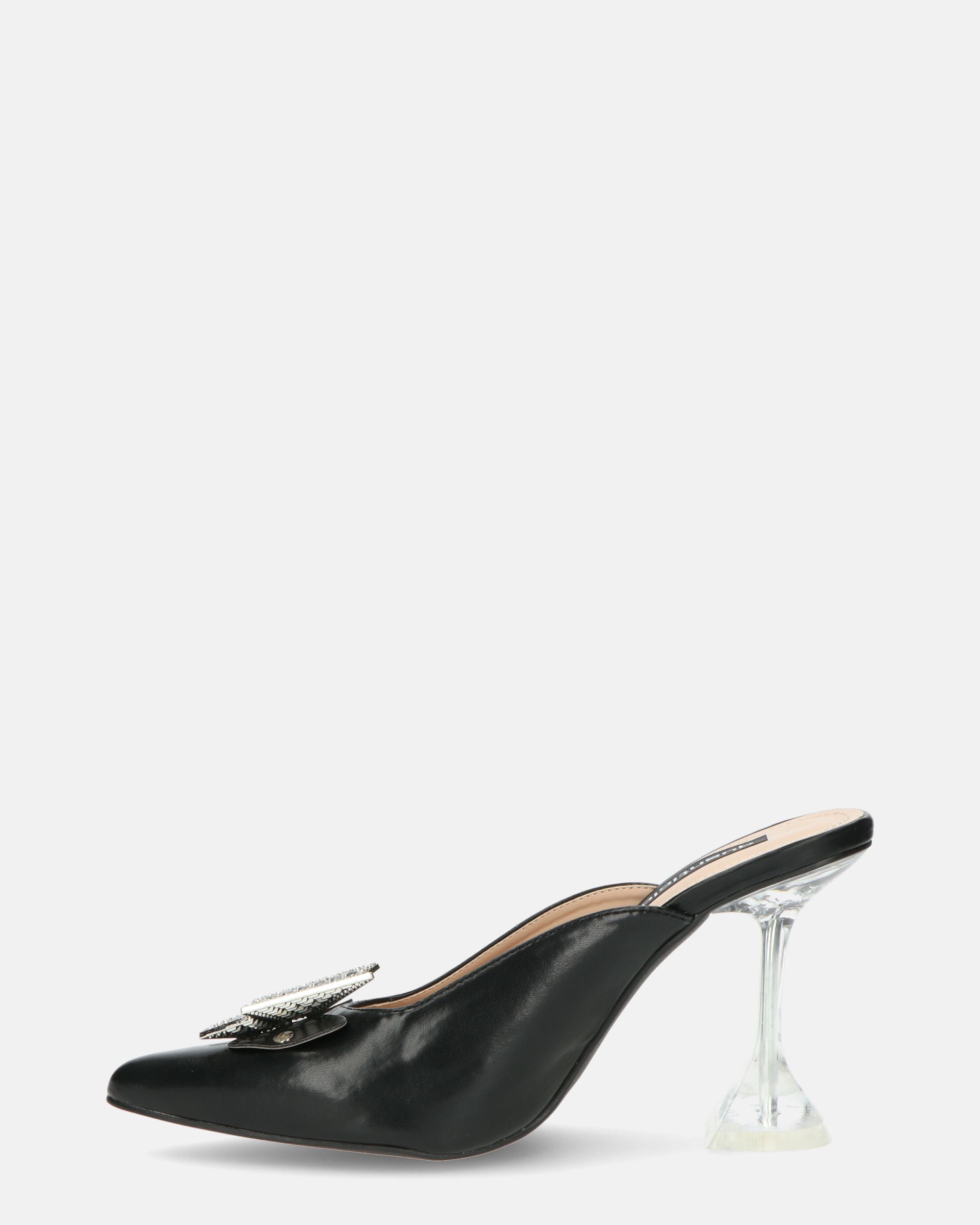 DOJA - chaussures à talons en éco-cuir noir avec papillon en pierres précieuses sur le bout