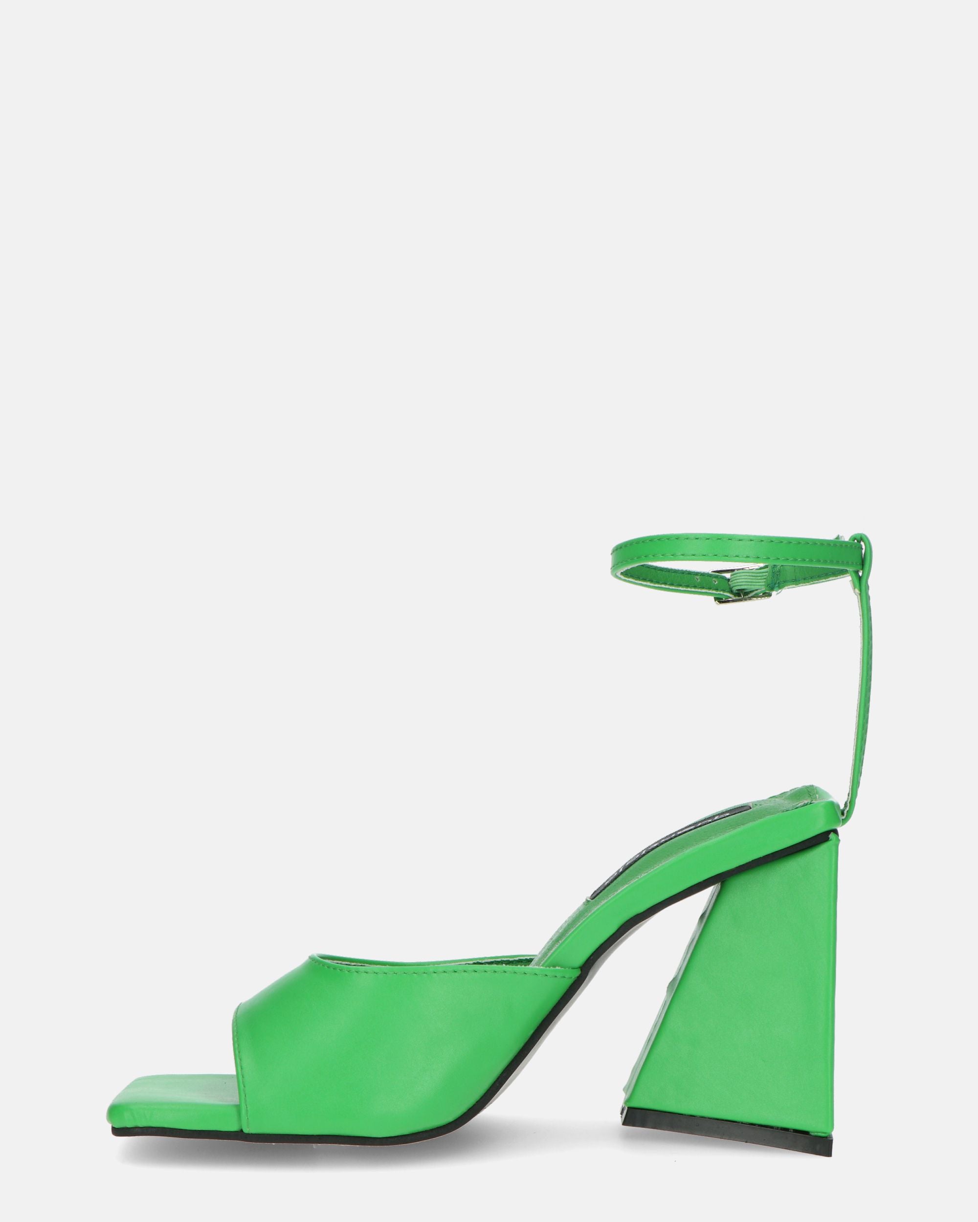 KUBRA - sandales à bride en éco-cuir vert