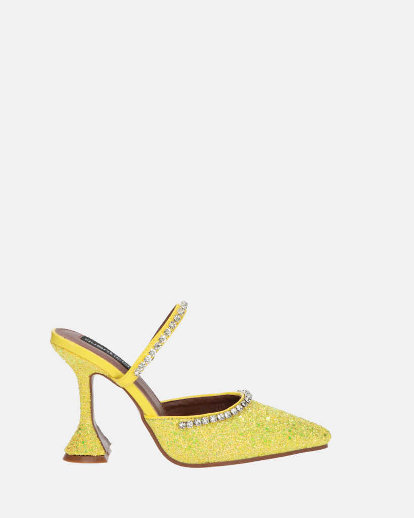 PERAL - chaussure à talon en glitter jaune avec pierres précieuses